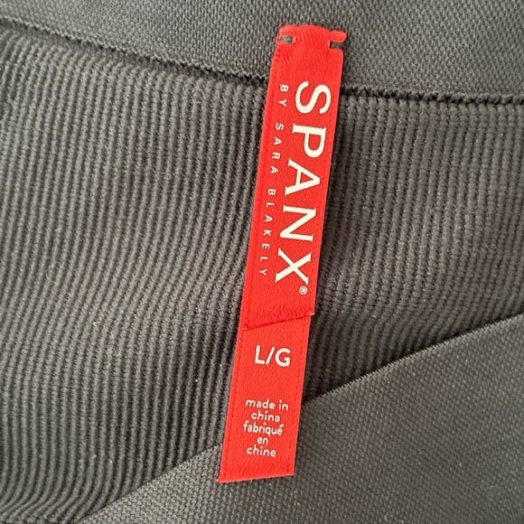 Like New SPANX Mama Jean-ish Leggings - Black - Picture 9 of 11